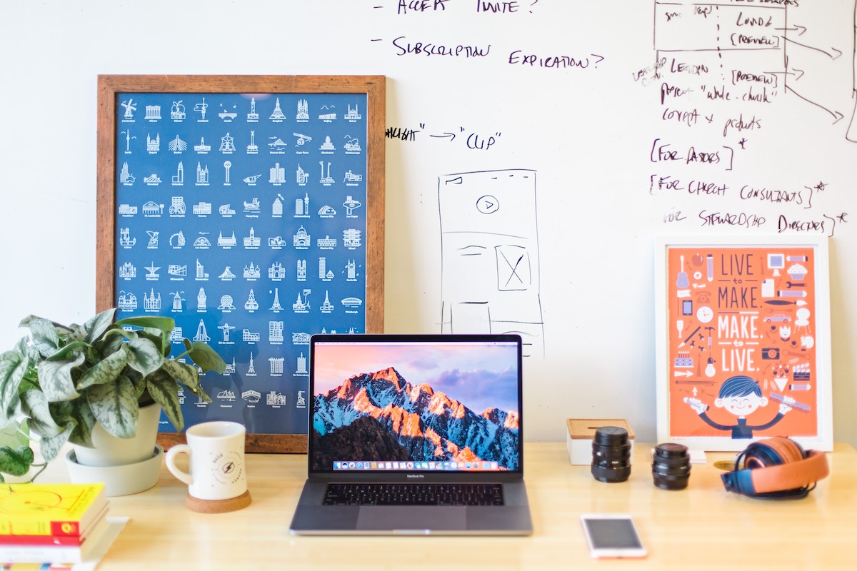 Unlocking Internal Knowledge Is Actually a Great Content Strategy