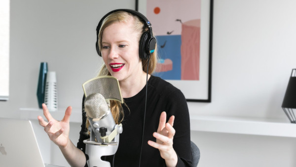 How to Interview Someone for an Article